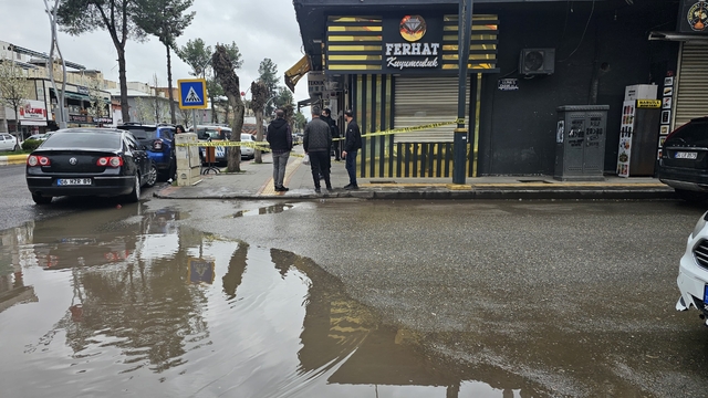 Bismil'de kuyumcu dükkanında çarşaflı soygun girişimi; iş yeri sahibini vurup kaçtılar