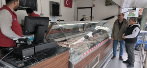 Halk Et Mobil Satış Tırı'na ilçelerde yoğun ilgi