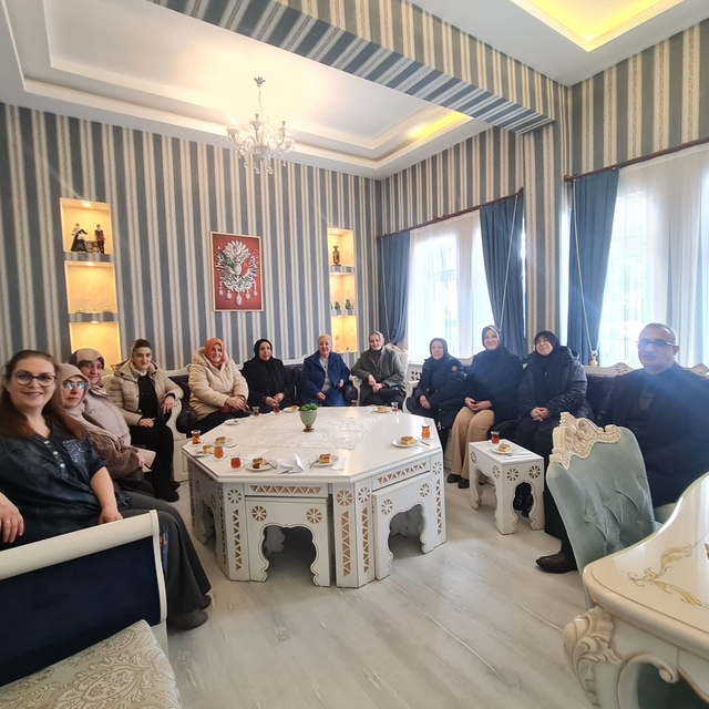 ERVAK Kadın Kolları'ndan engelli öğrencilere gönül desteği