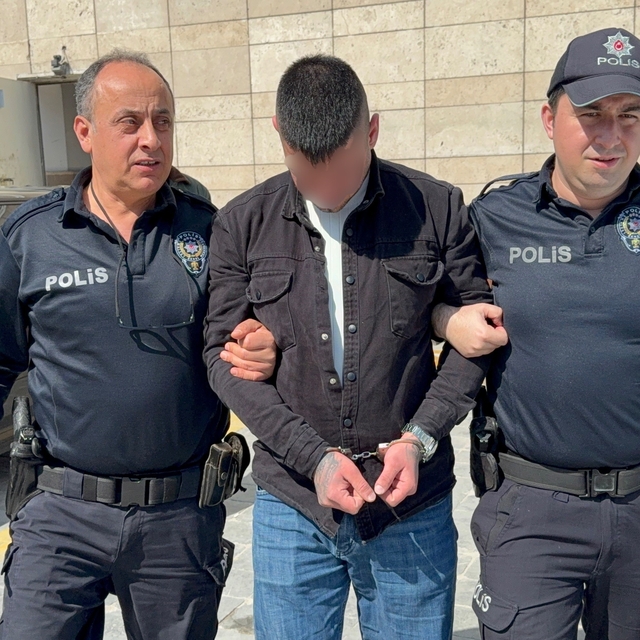 Firari hükümlü kahvaltıya gidince yakalandı