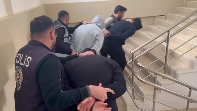 Antakya'da kablo hırsızlığına 3 gözaltı: 2 şüpheli tutuklandı