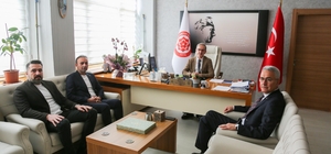 Başkan Özdemir, medikal firmaların mağduriyetlerini Doğan ile görüştü Sivas Ticaret ve Sanayi Odası (STSO) Yönetim Kurulu Başkanı Zeki Özdemir, üyeleri olan medikal firmalarının geciken alacaklarıyla ilgili Sivas Cumhuriyet Üniversitesi Hastanesi Başhekimi Prof. Dr. Ömer Tamer Doğan ile görüştü