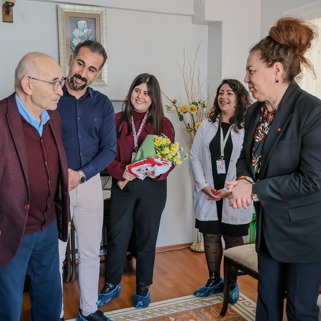 Tepecik Eğitim ve Araştırma Hastanesi'nden Kıbrıs gazisine vefa ziyareti