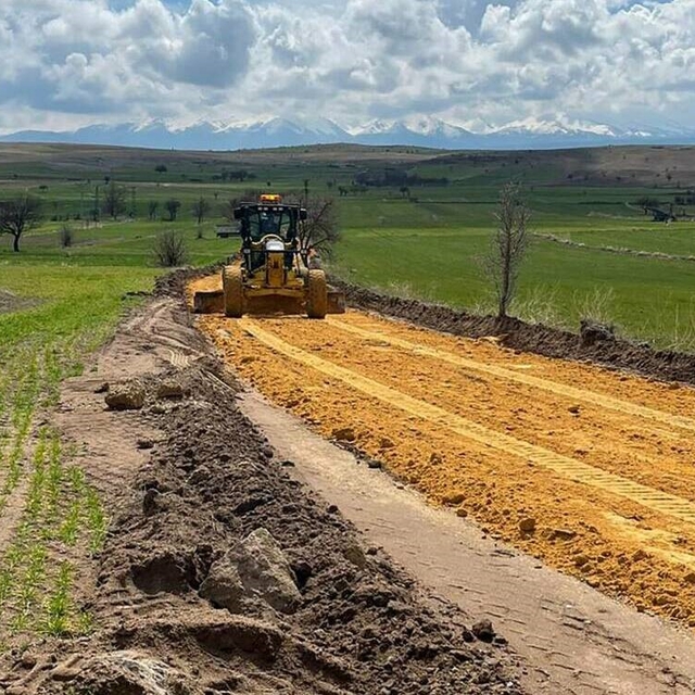 Aksaray'da stabilize yollarda bakım çalışmaları başladı