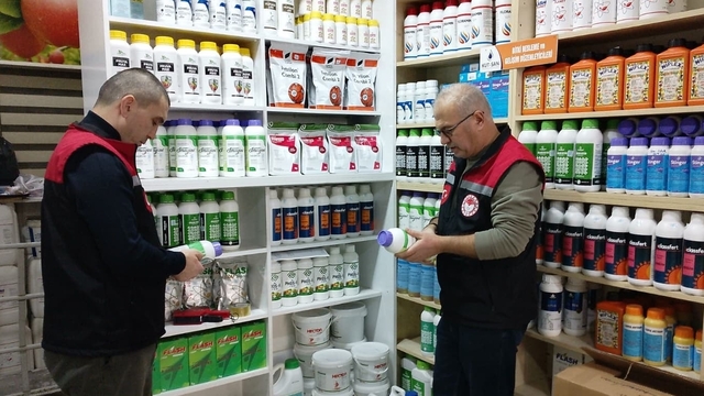 Gümüşhacıköy'de gübre bayilerine yönelik denetimler sürüyor