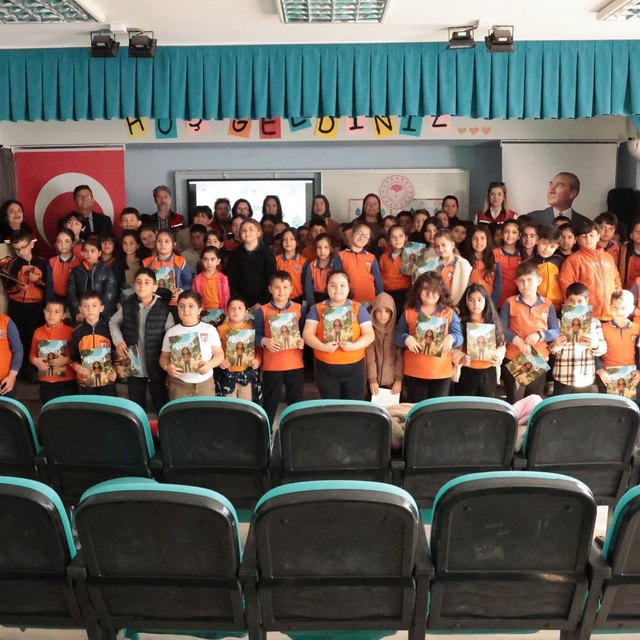 Çanakkale'de öğrencilere su kullanımı hakkında farkındalık eğitimi