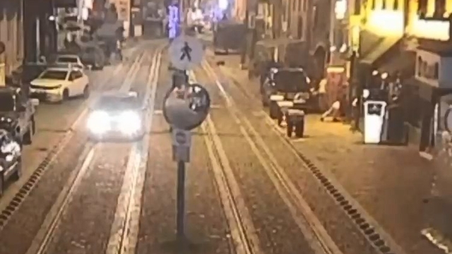 İzmit'te eğlence mekanına silahlı saldırı; 3 ölü, 2 yaralı (3)