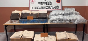 Başkale’de 3 milyon 460 bin TL değerinde kaçak eşya ele geçirildi