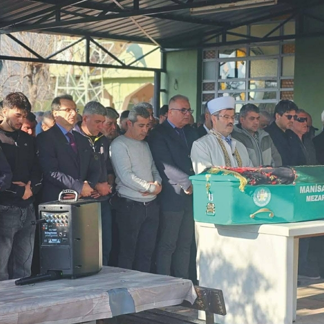 Salihli'de şehit annesine son görev