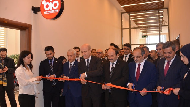 YÖK Başkanı Özvar: Öğrencilerimizi gerçek hayat problemleriyle temas ettiren eğitim modelini gerekli görüyoruz (2)