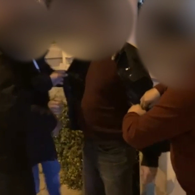 Polis, 'rüşvet dolarları'nı ele geçirdi