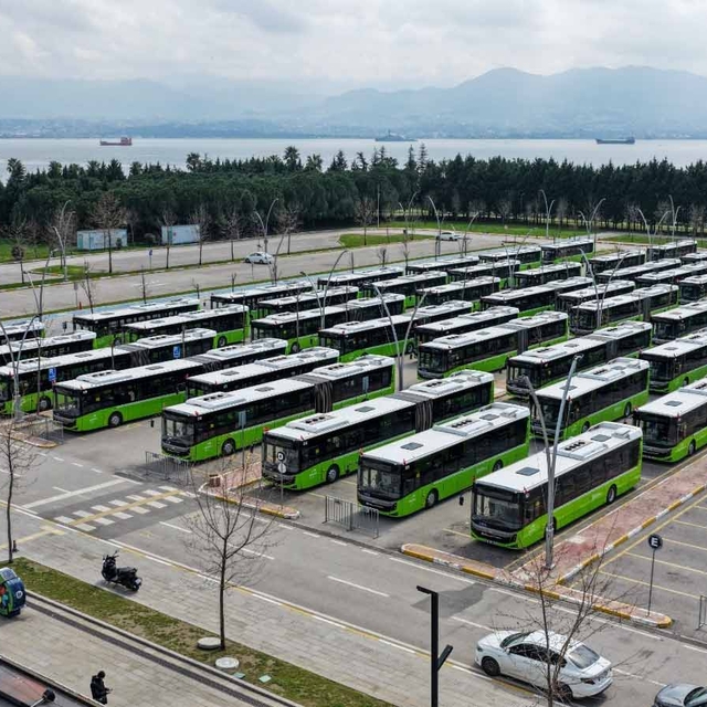 Kocaeli Büyükşehir Belediyesi, 4 ayda 123 otobüsü filosuna dahil etti