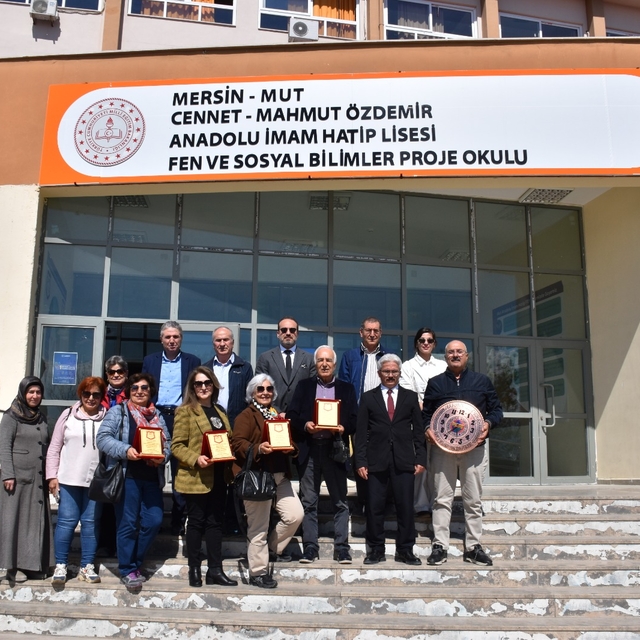 Mersin'de arazilerini bağışlayan ailenin adı okula verildi