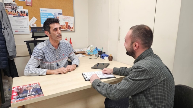 Gölcük'teki istihdam ofisi binlerce kişiye iş kapısı araladı