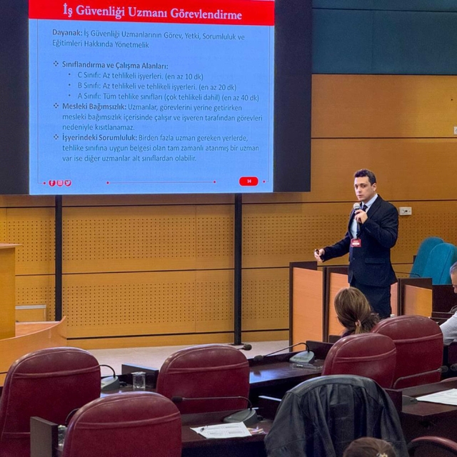 Tarsus'ta iş sağlığı ve güvenliği sempozyumu düzenlendi