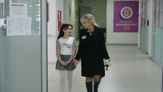 Dünya birincisi Lina'dan Cumhurbaşkanı Erdoğan'a: "23 Nisan'da koltuğunuza oturabilir miyim?"