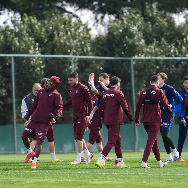 Trabzonspor'da Galatasaray maçı hazırlıkları sürüyor