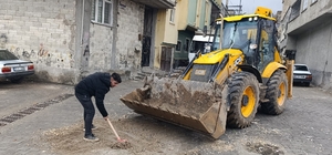 Eyyübiye'de sel sonrası temizlik çalışmaları sürüyor