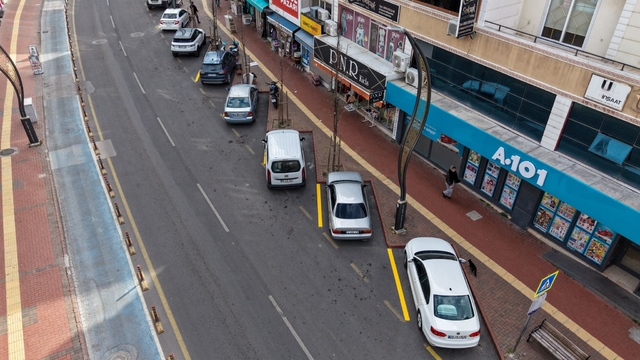 Aliağa'da ücretli otopark uygulaması başlıyor