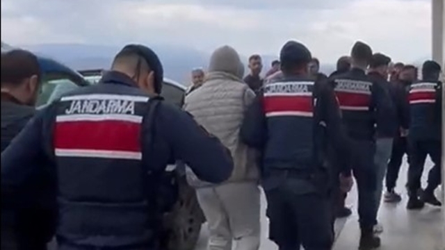 Milas'ta uyuşturucu operasyonu: 14 gözaltı