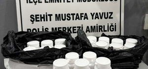 İzmir'de 1085 adet ecza hap ele geçirildi; 2 tutuklama