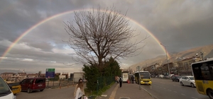 Bursa’da gökkuşağı mest etti