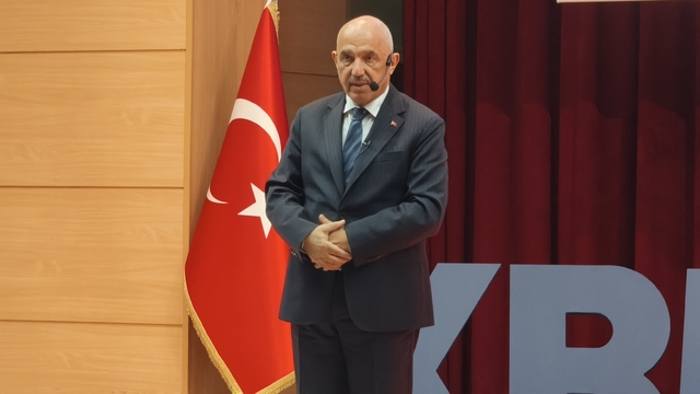 Trafikte Ortak Akıl Projeleri Derneği Yönetim Kurulu Başkanı Ilıcalı, üniversite öğrencileriyle buluştu