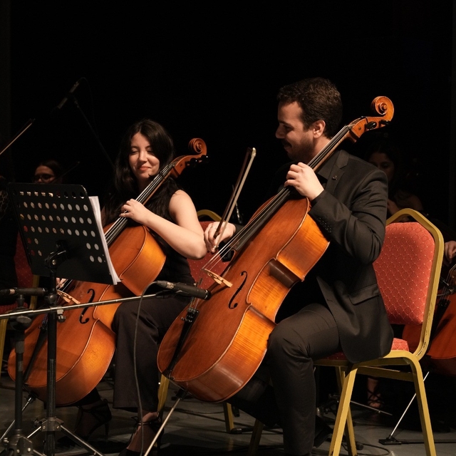 Kocaeli Orkestrası, Toygar Işıklı dizi müziklerini izleyiciyle buluşturdu