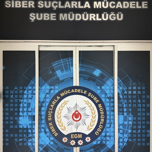 Kars'ta 70 sosyal medya hesabına erişim engeli: Siber suçlara geçit yok