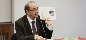 Bursa'da felsefe söyleşilerine yoğun ilgi