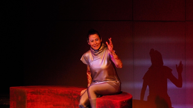 Ayvalık'ta Dünya Tiyatro Günü'nde "Müdahil" sahnelendi