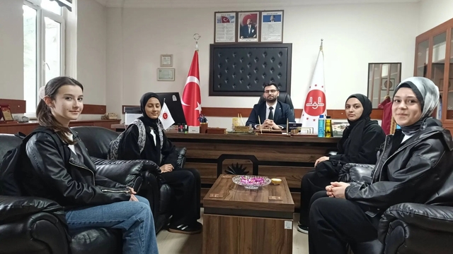 İmam Hatip öğrencileri haçlıklarını Gazze'ye bağışladı