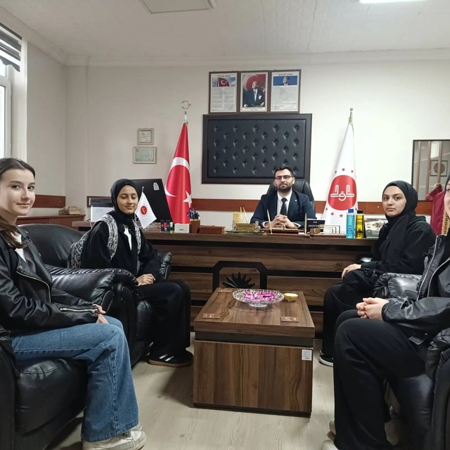İmam Hatip öğrencileri haçlıklarını Gazze'ye bağışladı