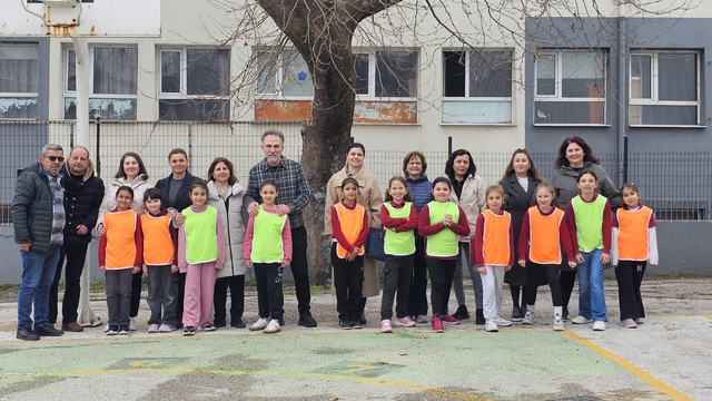 Bandırma'da öğrenciler için atletizm seçmeleri yapıldı