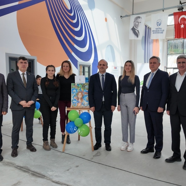 Hatay'da küçük ressamlar tuvallerinde suyu anlattı