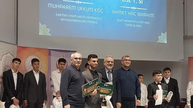 Kur'an-ı Kerim'i güzel okuma yarışmasında Ege Bölge Birincisi Aliağa'dan