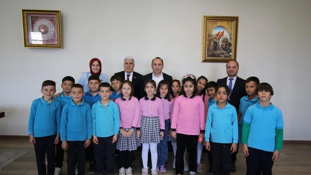 Minikler Kaymakamlıkta kamu yönetimini yerinde öğrendi