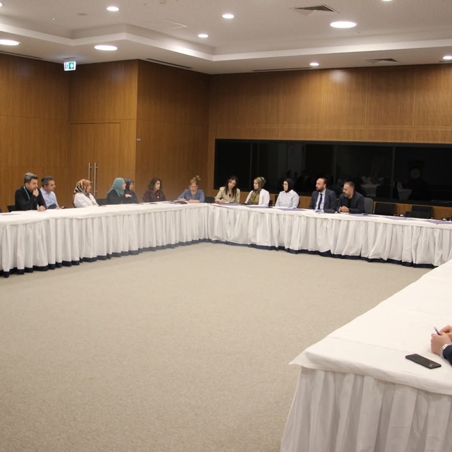 Fethi Sekin Şehir Hastanesi'nde çalışanların memnuniyeti ele alındı