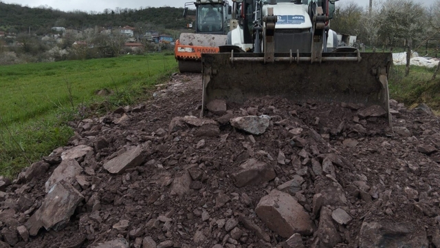 Bozulan yollara hızlı müdahale