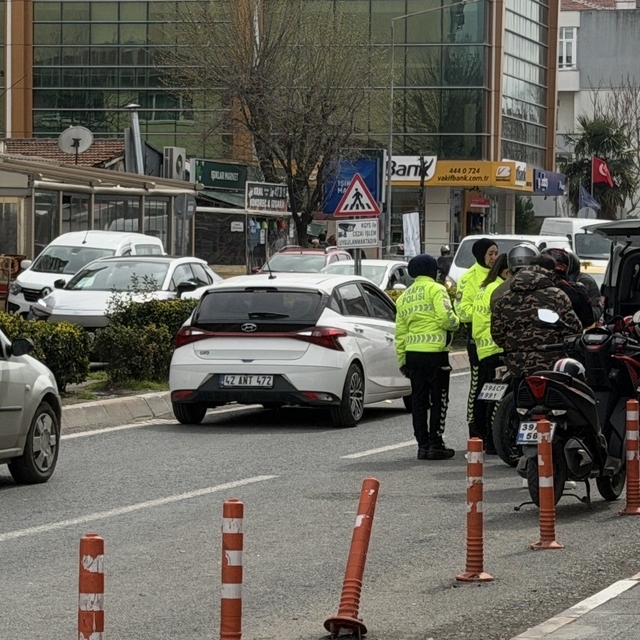 Kırklareli Lüleburgaz'da trafik denetimleri sıklaştırıldı
