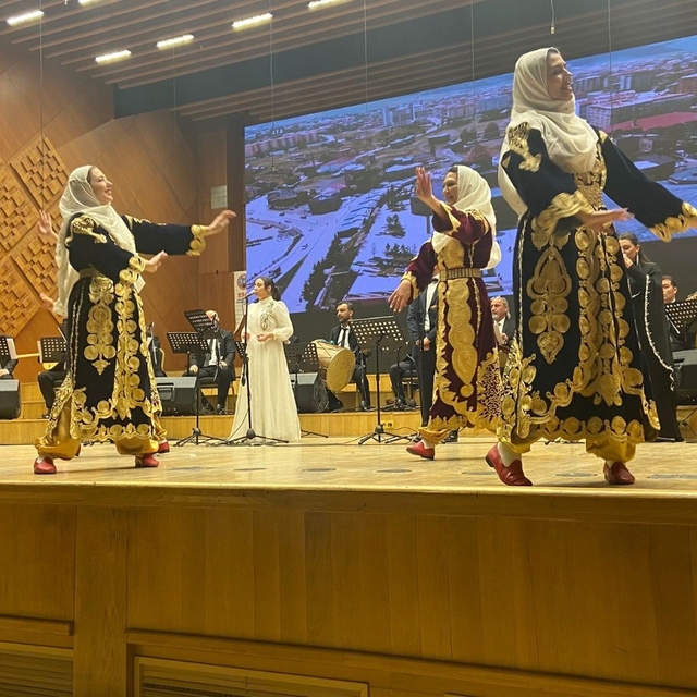 Ankara'da Erzurum rüzgarı esti