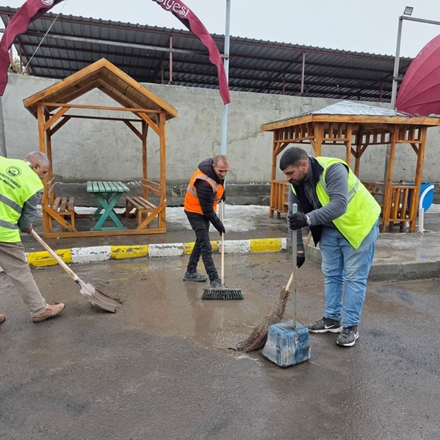 Belediye'den bahar temizliği