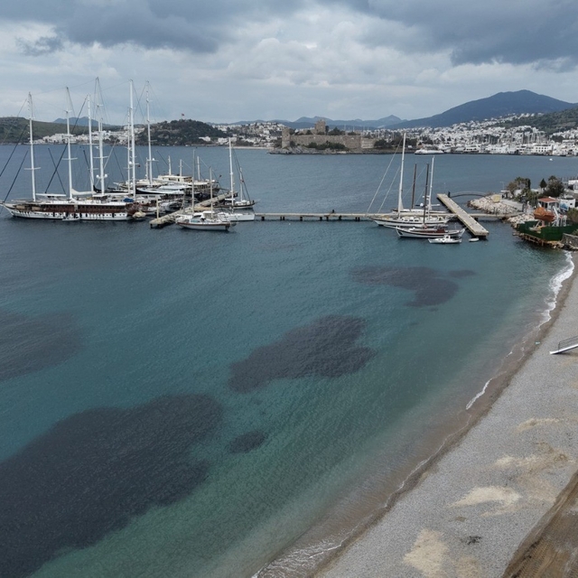 Bodrum Belediyesi plajları yaza hazırlıyor