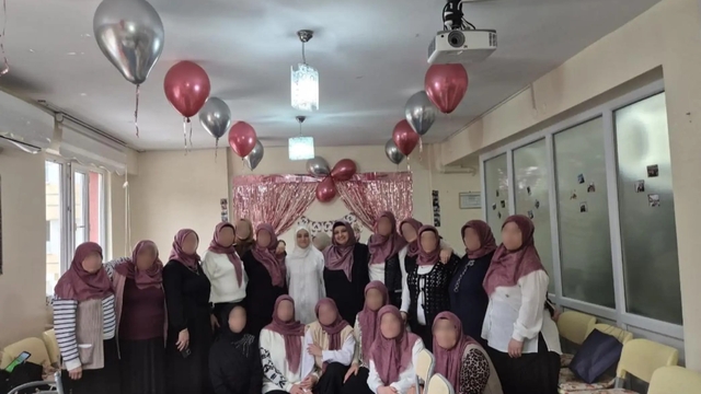 71 Evler Merkez Cami Kur'an Kursunda Hafızlık İcazet Merasimi yapıldı