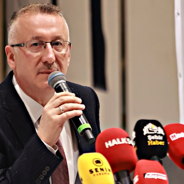 Adapazarı Belediye Başkanı Işıksu, AK Parti'den istifa etti