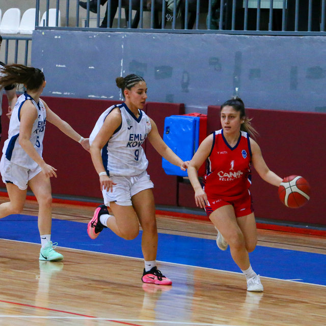 Basketbolda 18 Yaş Altı Kızlar Anadolu Şampiyonası Beyaz Grup karşılaşmalar...