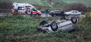 Kontrolden çıkan otomobil ters döndü: 1 yaralı