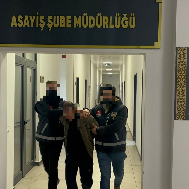 Alacak-verecek kavgasında bıçaklanarak öldürüldü