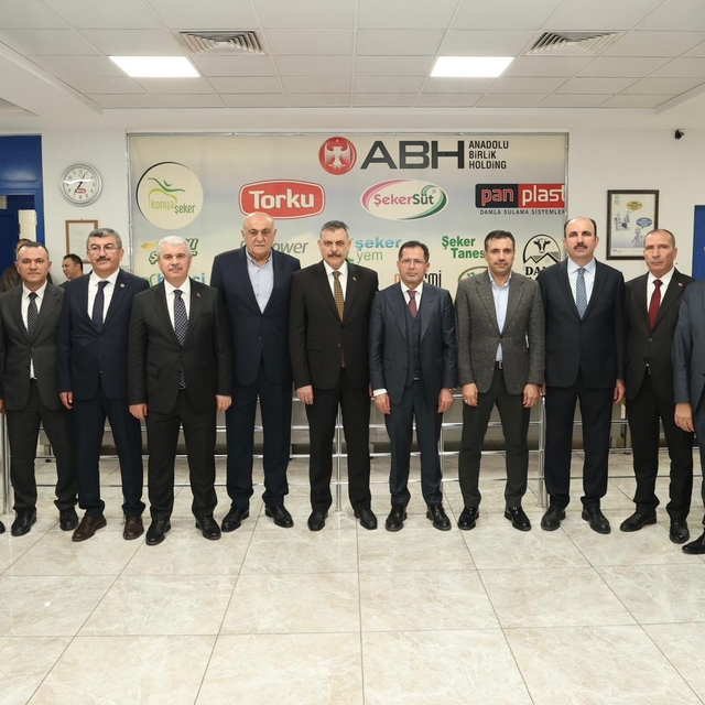 İçişleri Bakanı Çiftçi, Konya'da şeker fabrikasını ziyaret etti