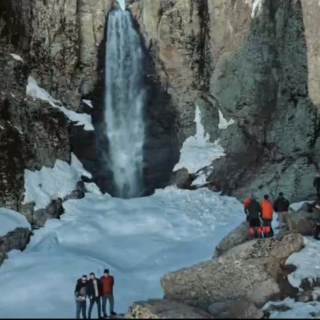 Çır Şelalesi misafirlerini ağırlıyor